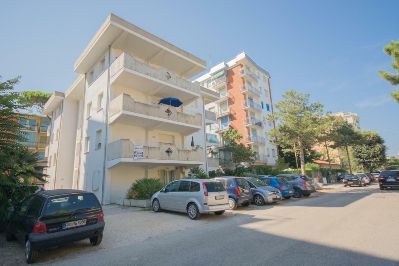 Sirena Apartments Llido Degli Estensi Exterior photo